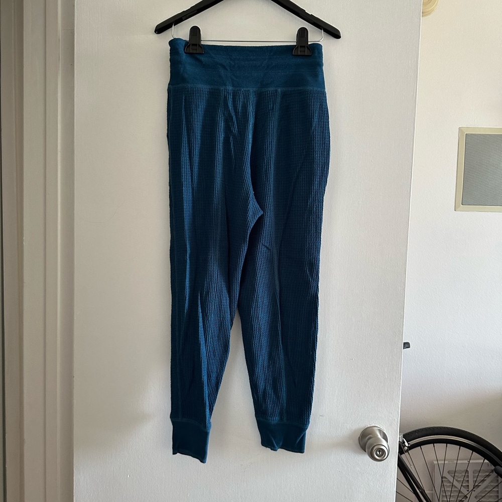 Urban Outfitters Out From Under Blue Thermal Jogger Pant size Small EUC - Picture 6 of 10